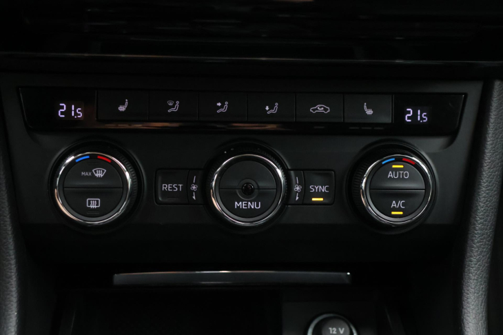 Škoda Superb 2,0 TDI 110 kW 4x4 Ambition