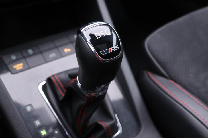 Škoda Octavia 2,0 TDI 135kW RS 4x4 DSG Virtual