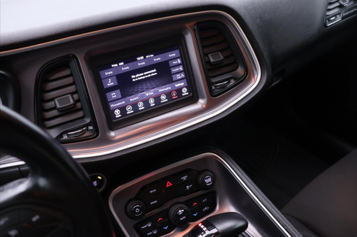 Dodge Challenger 3,6 V6 227kW Automat SXT