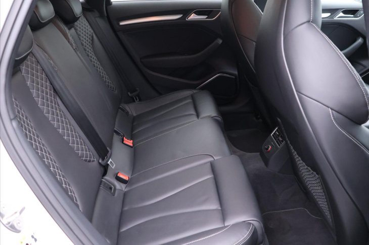 Audi S3 2,0 TFSI 221kW S-Tronic Quattro