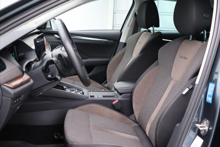 Škoda Octavia 2.0 TDI DSG 4x4 Scout 1Maj DPH
