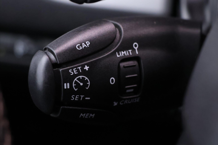 Citroën SpaceTourer 2,0 HDI 130kW Aut. XL 7-Míst