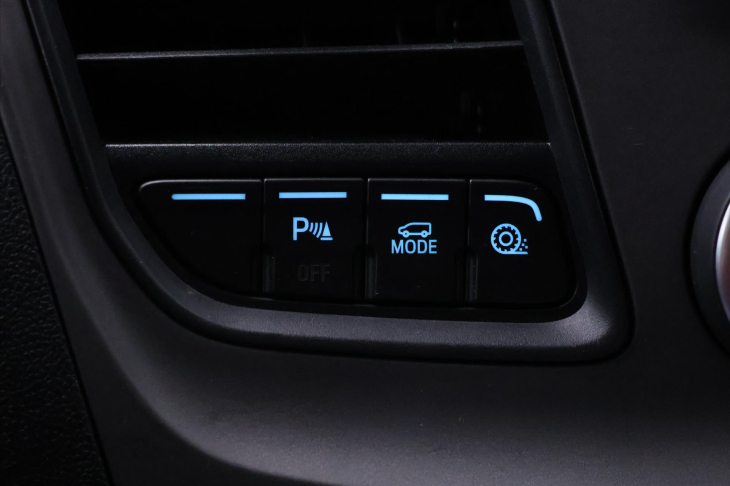 Ford Transit Custom 2,0 TDCI 96kW CZ 5-Míst DPH