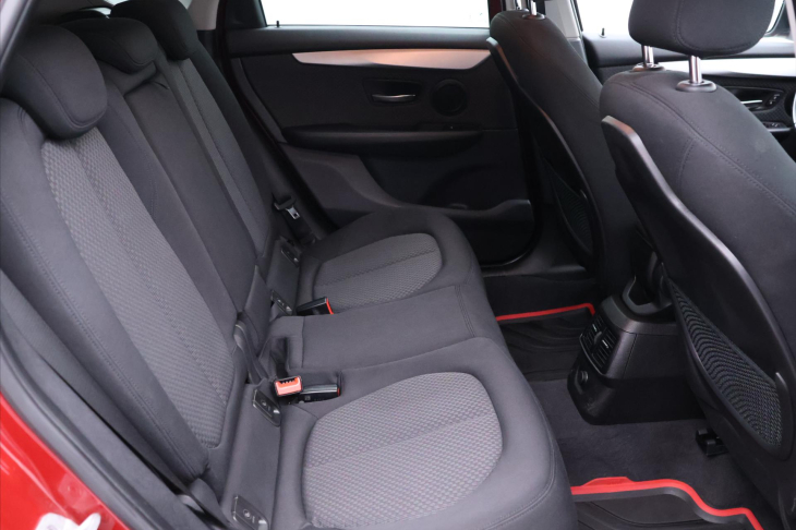 BMW Řada 2 1,5 218i 100kW Automat CZ LED