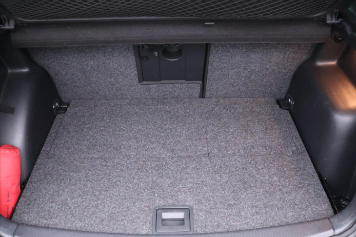 Volkswagen Golf Plus 1,6 i 75kW Team Tempomat 1.Maj