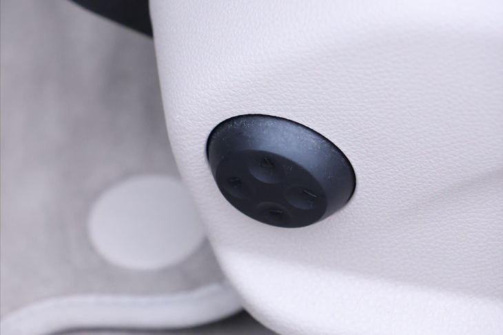 Mercedes-Benz Třídy C 2,0 220d 143kW 4Matic LED