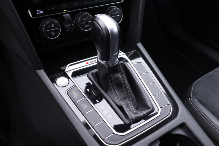 Volkswagen Arteon 2,0 TSI 206kW DSG 4M R-Line