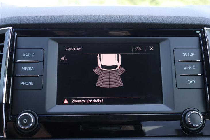 Škoda Karoq 1,0 TSI Soleil LED 1.Majitel