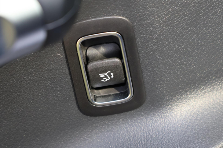 Mercedes-Benz GLB 2,0 200d 4Matic AMG Panorama