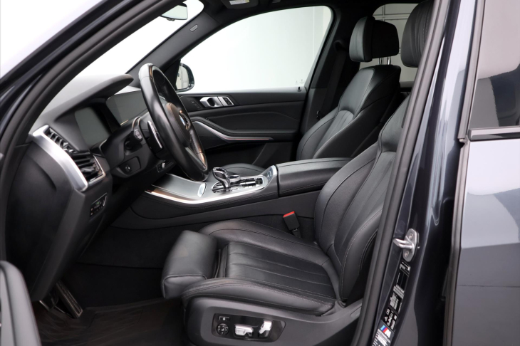 BMW X5 3,0 30d 195kW M-sport CZ DPH