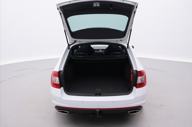 Škoda Octavia 2,0 TSI RS Challenge 1.Maj.