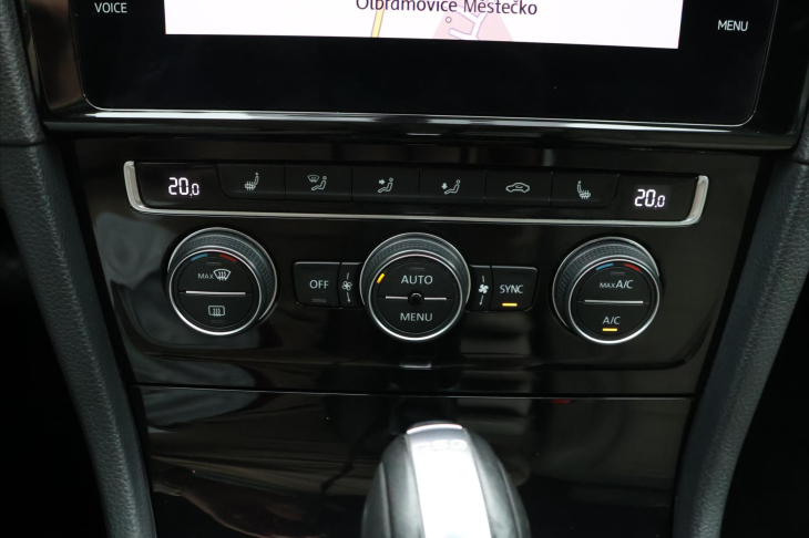 Volkswagen Golf 1,4 TSI 92kW DSG Highline