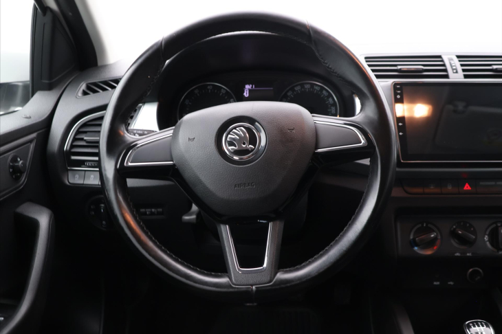Škoda Fabia 1.0 TSI 70kW CZ Klima