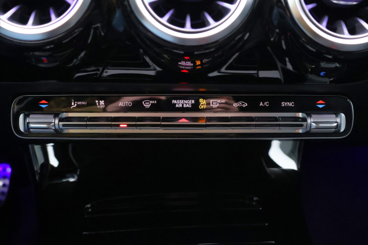 Mercedes-Benz CLA 1,3 200 120kW AMG DPH CZ