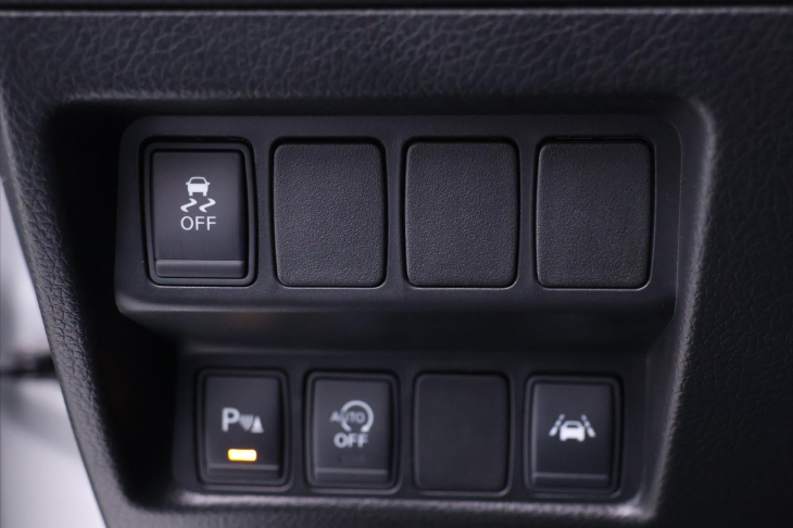 Nissan Qashqai 1,2 DiG-T 85kW Tekna Panorama