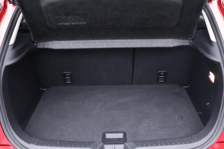 Mazda CX-3 2,0 Skyactive-G121 Revolution