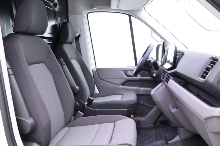 Volkswagen Crafter 2,0 TDI 35 Aut DR CZ DPH Tažné