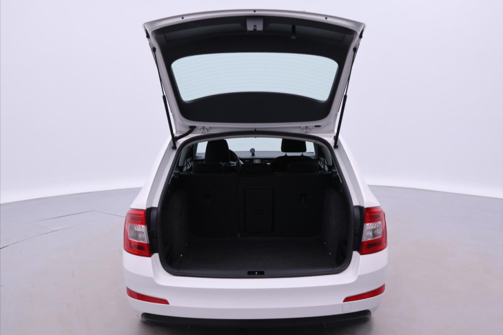 Škoda Octavia 1,6 TDI 81kW Style CZ Aut.klima