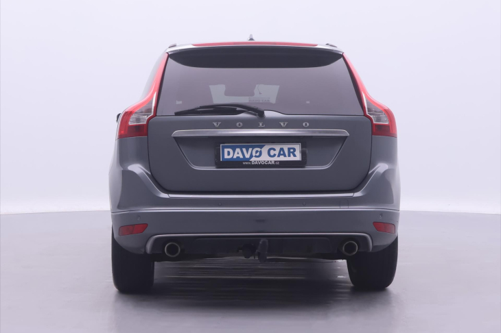 Volvo XC60 2,4 D5 AWD R-Design Serv.Kniha