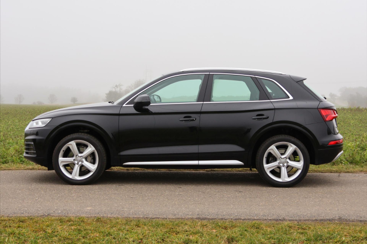 Audi Q5 2,0 TFSI Quattro S-tronic CZ