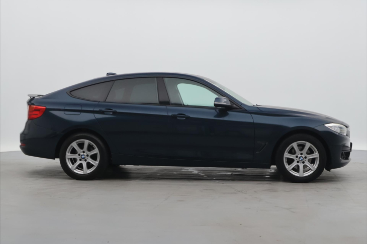 BMW Řada 3 2.0 320d 135kW GT Xenon