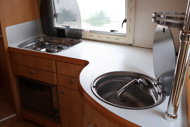 Hobby Ostatní 2,8 JTD 94kW Hobby 700