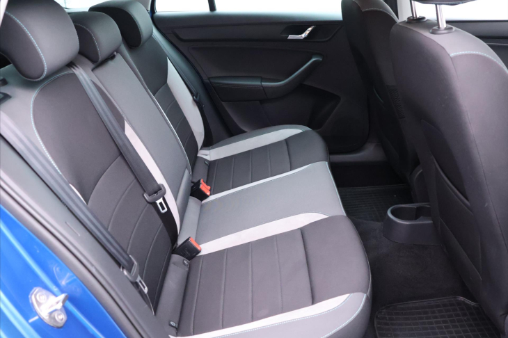 Škoda Rapid 1,6 TDI 85kW Aut.klima