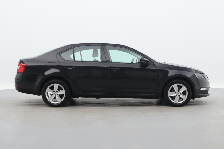Škoda Octavia 1,6 TDI 85kW CZ Ambition 2.Maj