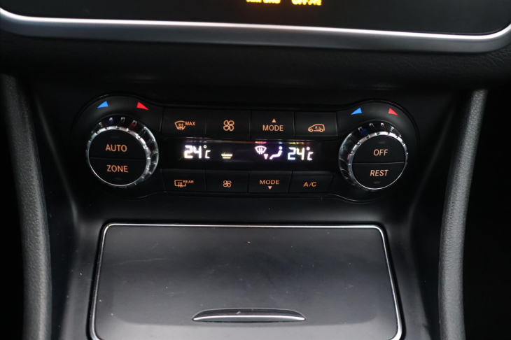Mercedes-Benz GLA 2,1 200d 100kW 4Matic CZ DPH