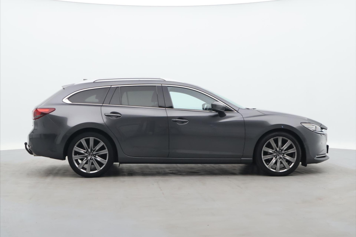 Mazda 6 2,2 D 135KW Revolution TOP CZ