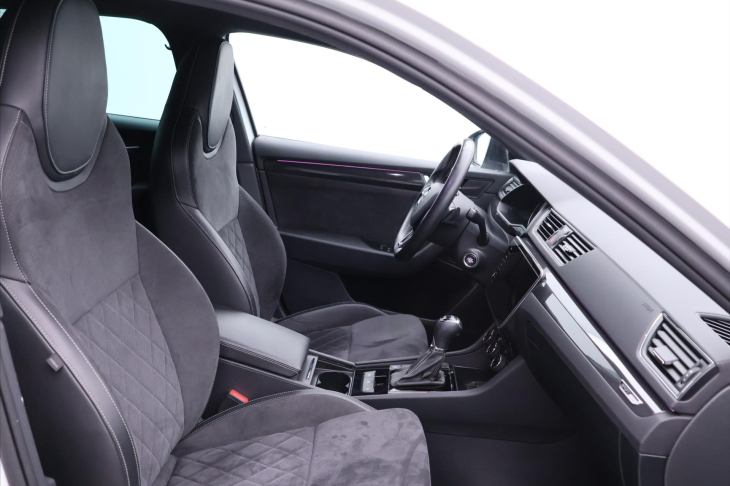 Škoda Superb 2,0 TDI 140kW 4x4 DSG Sportline