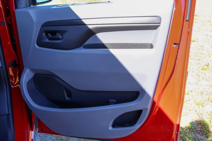 Citroën Jumpy 1,5 HDI 75kW CZ 6-Míst Tažné