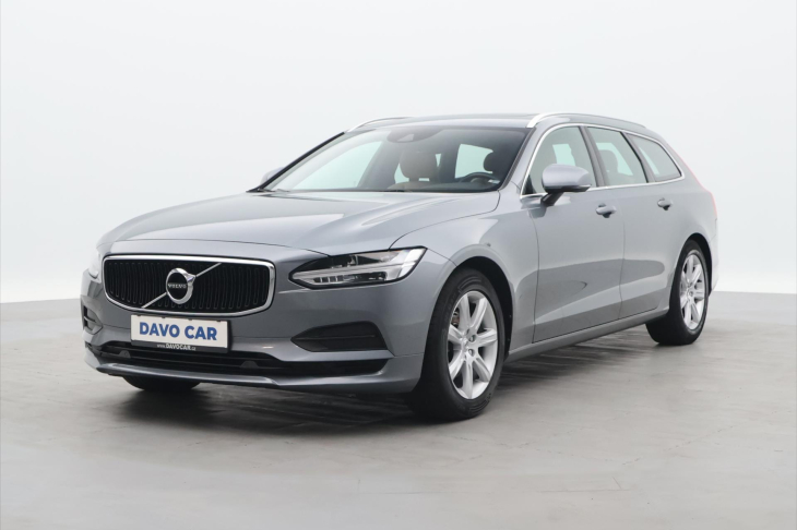 Volvo V90 2.0 D3 110kW Momentum LED