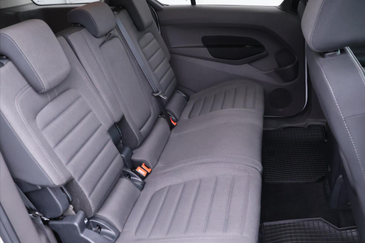 Ford Tourneo Connect 1,5 TDCi 88kW CZ Titanium DPH