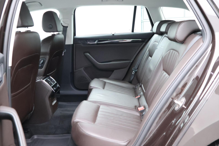 Škoda Superb 2,0 TDI 110kW DSG CZ L&K