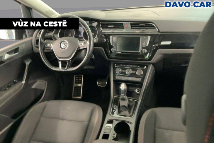 Volkswagen Touran 1.4 TSI 110kW DSG 7-Míst 1.Maj.