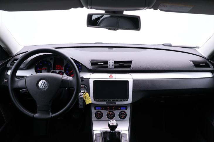 Volkswagen Passat 2,0 TDI 103kW Highline 1.Maj