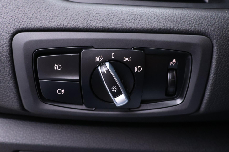 BMW Řada 2 1,5 218i 100kW Automat CZ LED