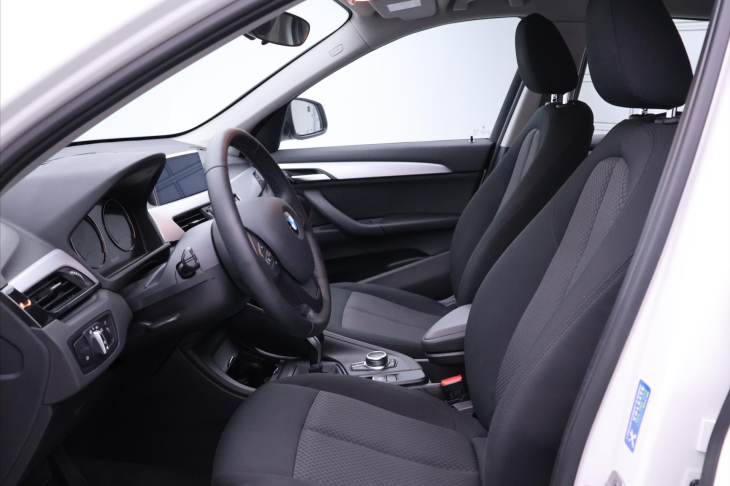 BMW X1 2,0 20i 131kW Aut. xDrive CZ