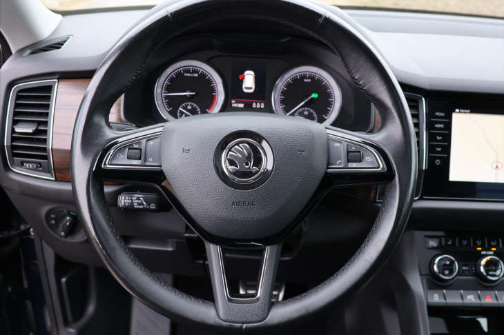 Škoda Kodiaq 2,0 TDI DSG 4x4 7-Míst Scout