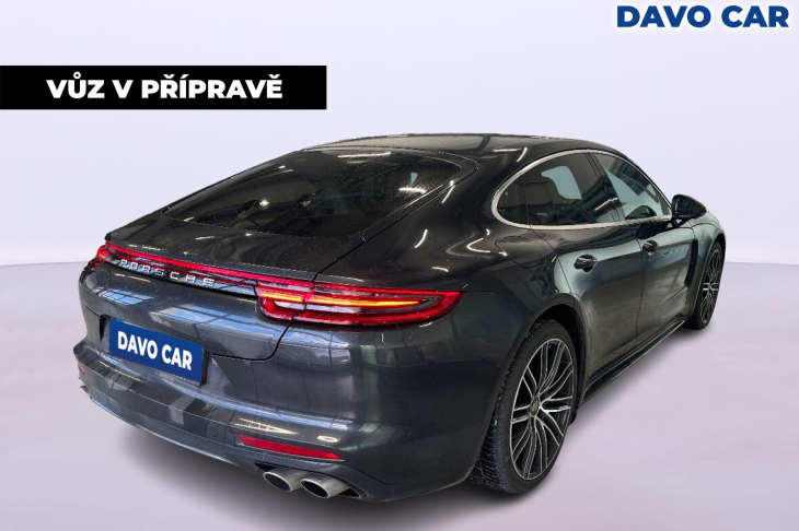 Porsche Panamera 4,0 310kW Chrono Bose CZ 4S