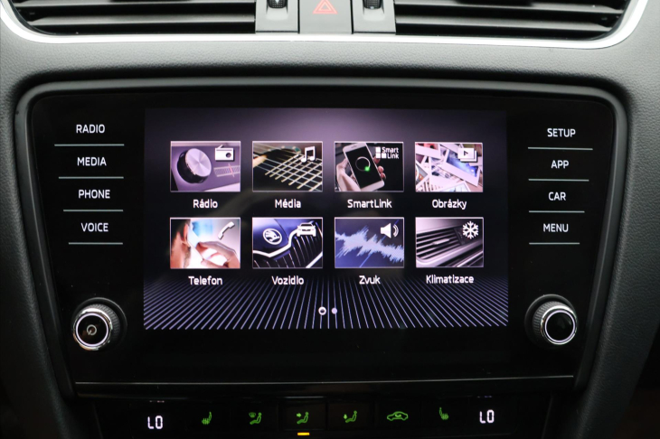 Škoda Octavia 1,6 TDI 85kW DSG CZ Style DPH