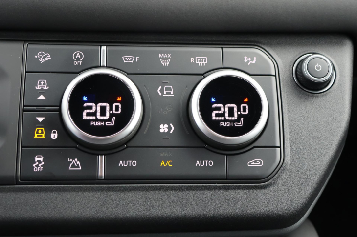 Land Rover Defender 5,0 110 P425 X-DYNAMIC CZ DPH