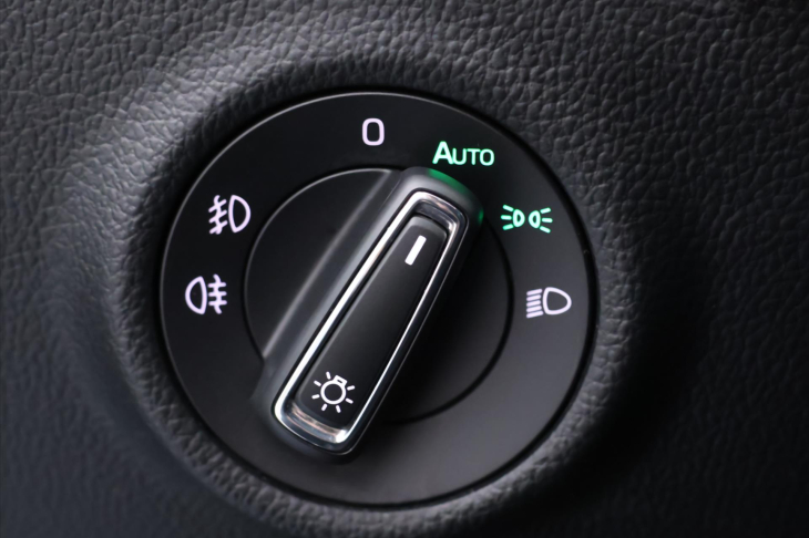 Škoda Superb 2,0 TDI 110kW Style Combi DPH