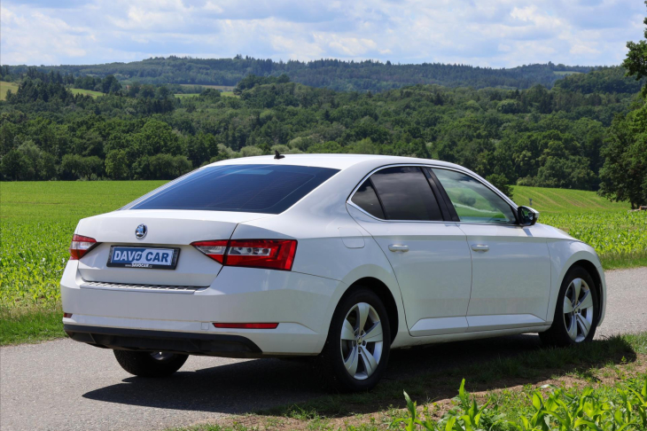 Škoda Superb 2,0 TDI 110kW Ambition CZ