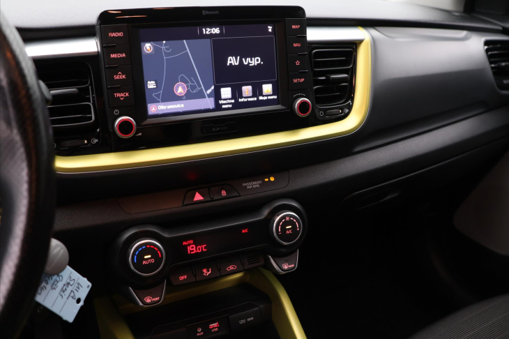 Kia Stonic 1,3 CVVT 62kW Spirit 1.Maj Tažné