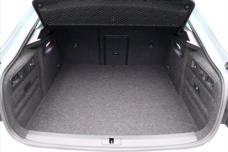 Škoda Superb 1,4 TSI 160kW Style DSG DPH iV