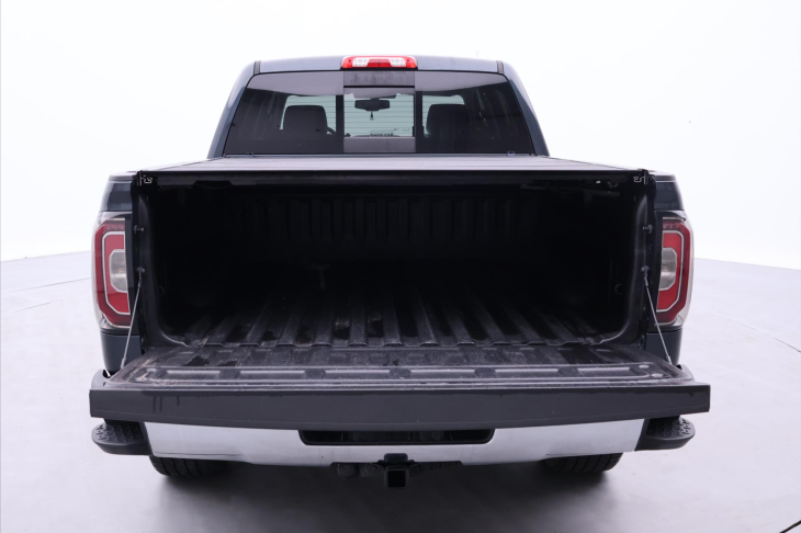 GMC Sierra 5,3 V8 265kW Aut. Kůže