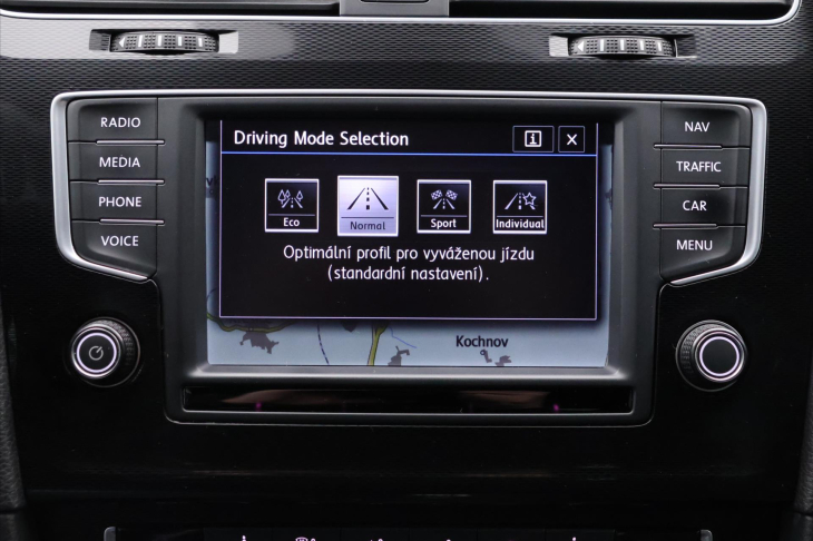 Volkswagen Golf 2,0 TDI 135kW DSG Serv.kniha