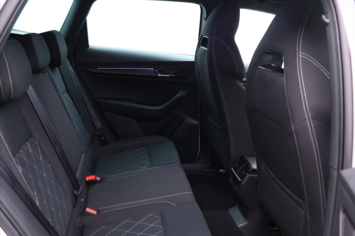 Škoda Karoq 2,0 TDI DSG 4x4 Sportline DPH